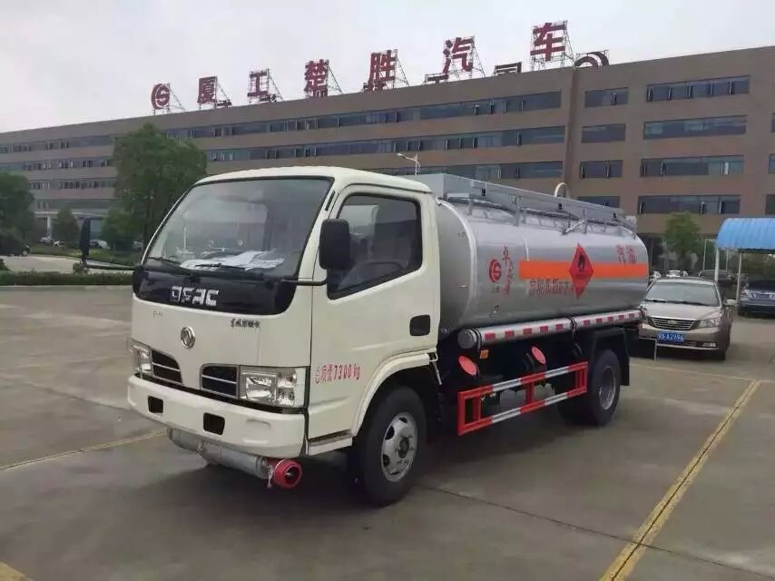 供应楚胜牌油罐车