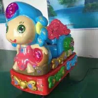 搖搖車圖片/搖搖車樣板圖 (2)