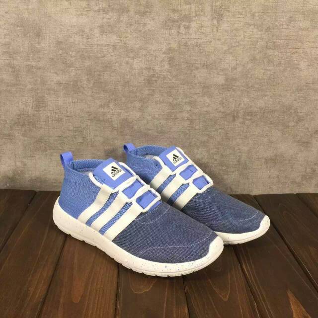 广东广州adidas夏季爆款图片