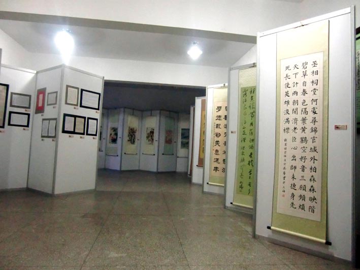 北京八棱柱标准书画挂画展板租售供应北京八棱柱标准书画挂画展板租售