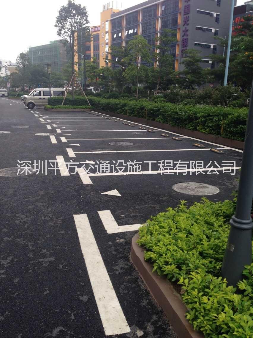 供应广东道路划线施工多少钱，厂家直销图片