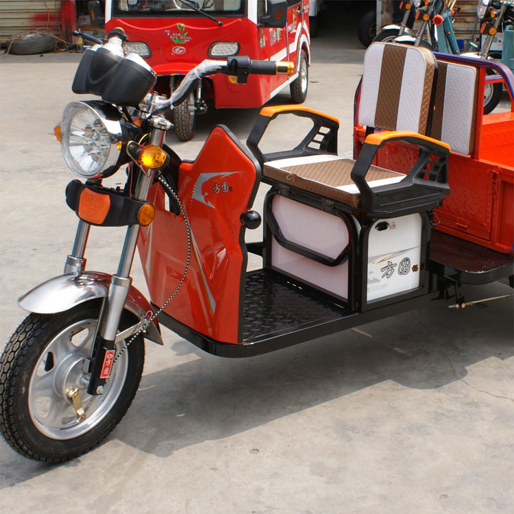 供應(yīng)銅仁印江豪華款小折疊電動(dòng)三輪車德江客貨兩用電動(dòng)車沿河電動(dòng)三輪貨車