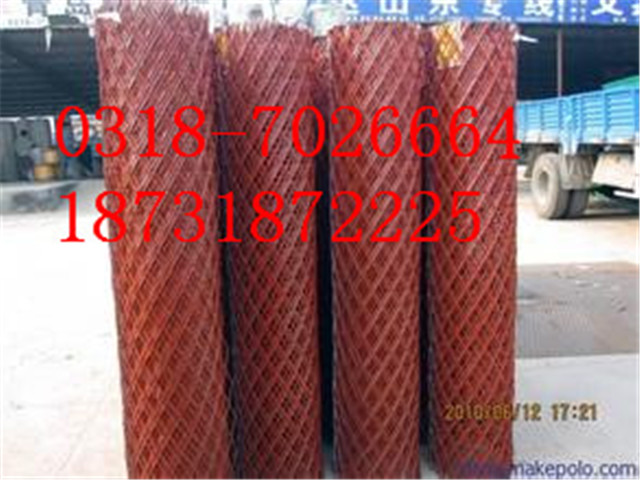 鋼板網(wǎng)卷網(wǎng)圖片