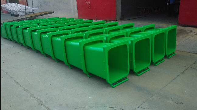 新款塑料垃圾桶圖片