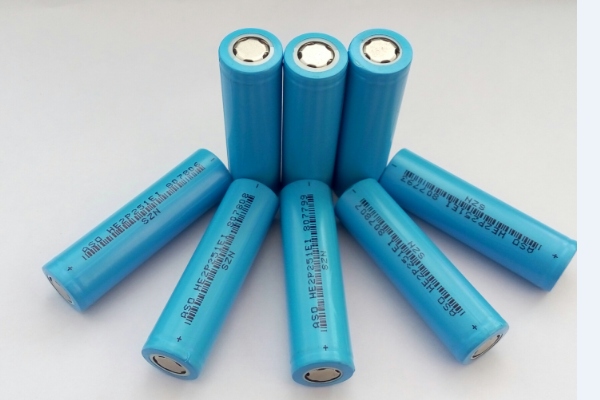 18650锂电池 2600mAh 5C动力锂电池 3.7V 动力电芯电动车电池专用