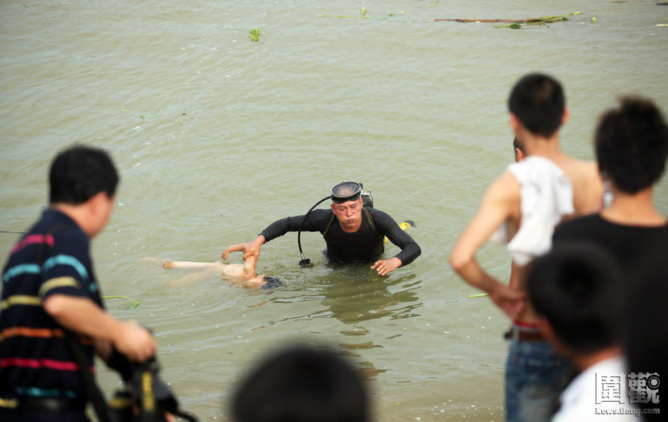 供应水下打捞尸体探摸、水下打捞清障-水下清理杂物-水下探摸尸体