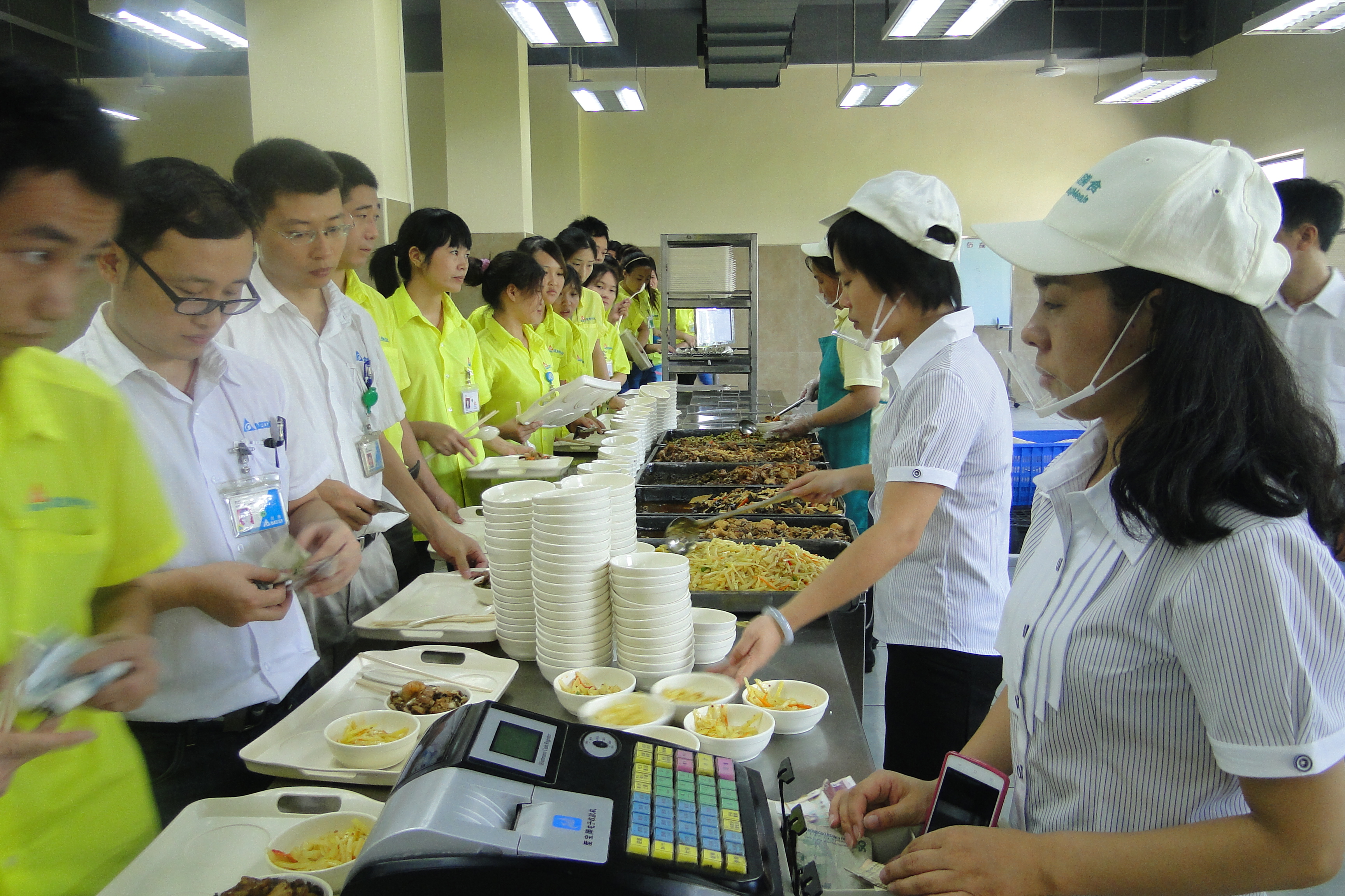 供应大量提供连州食堂承包台山食堂承包图片