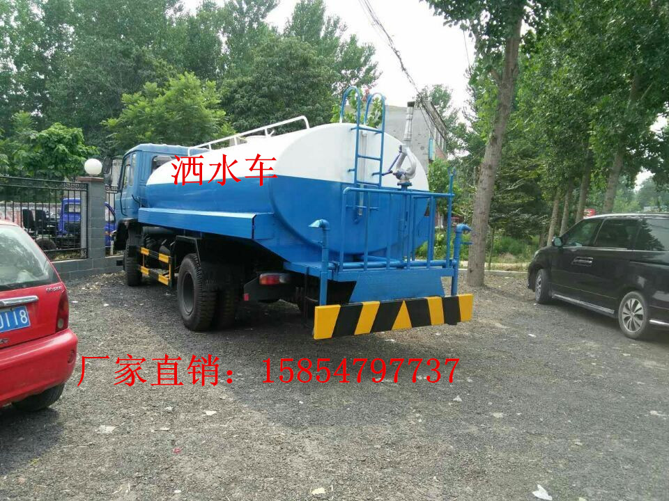 供应濮阳市东风多利卡洒水车 5吨8吨绿化大型雾炮洒水车图片