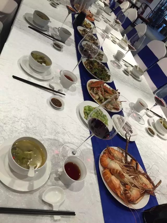 供应用于企业个人的会议茶歇/自助餐/冷餐/餐饮外包图片