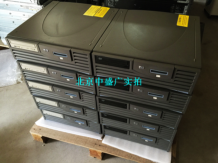 HP9000 B2600工作站图片