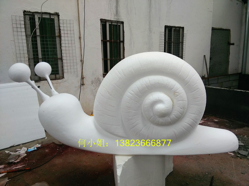 供應(yīng)用于園藝擺件的玻璃鋼景觀蝸牛雕塑  玻璃鋼動(dòng)物雕塑