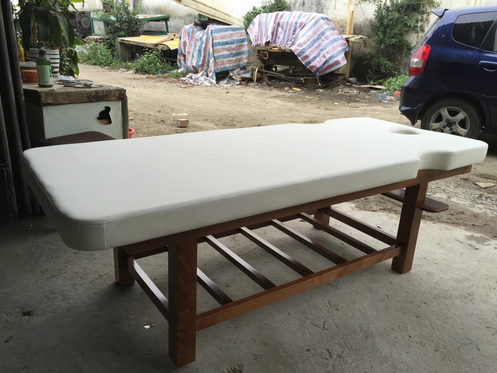 中式實(shí)木美容床圖片/中式實(shí)木美容床樣板圖 (4)