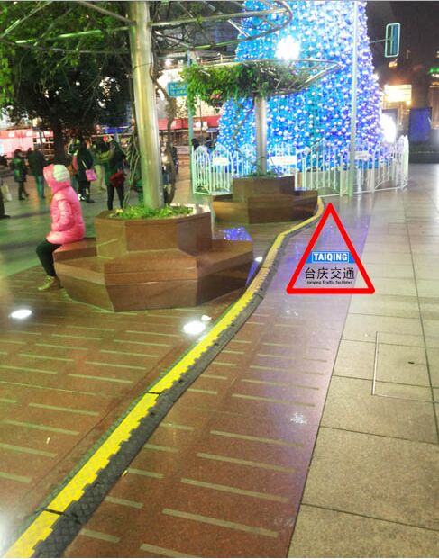 優(yōu)質(zhì)護(hù)線槽的質(zhì)量圖片