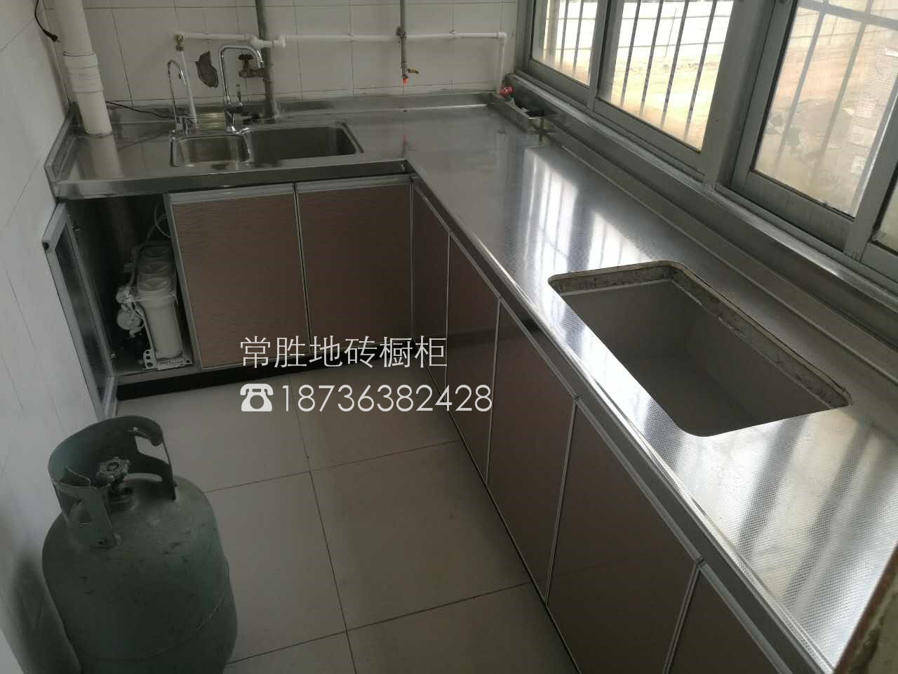 廚房一個(gè)體現(xiàn)婚姻美滿度的地方 常勝地磚櫥柜