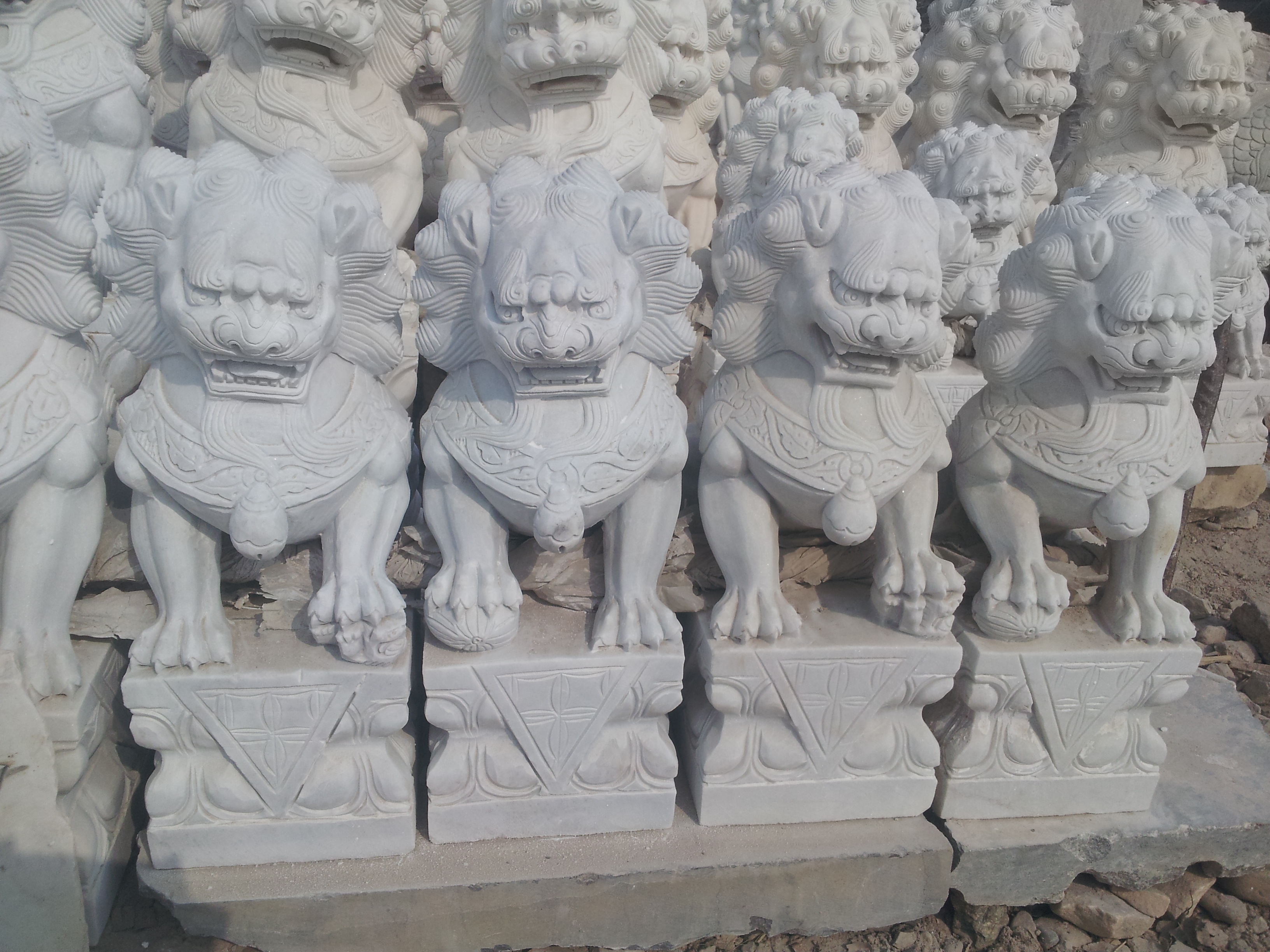 石獅子雕刻圖片/石獅子雕刻樣板圖 (2)