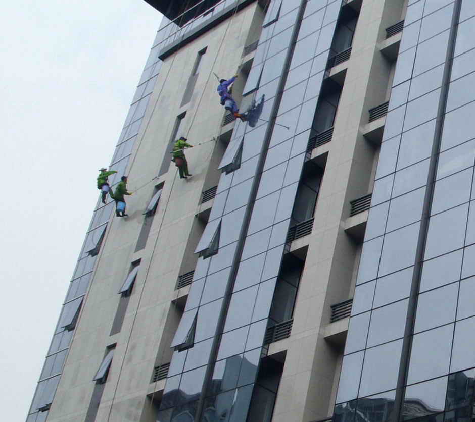 龍崗?fù)鈮η逑垂?龍城外墻清洗公司,橫崗?fù)鈮η逑垂?  src=