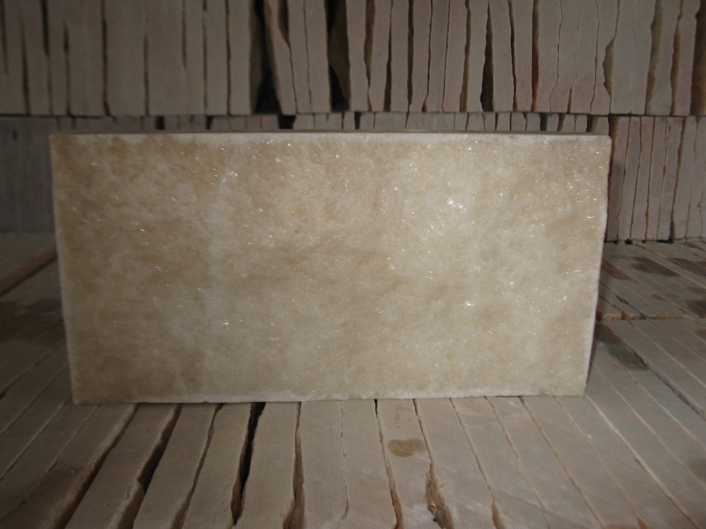 晚霞紅蘑菇石市場圖片