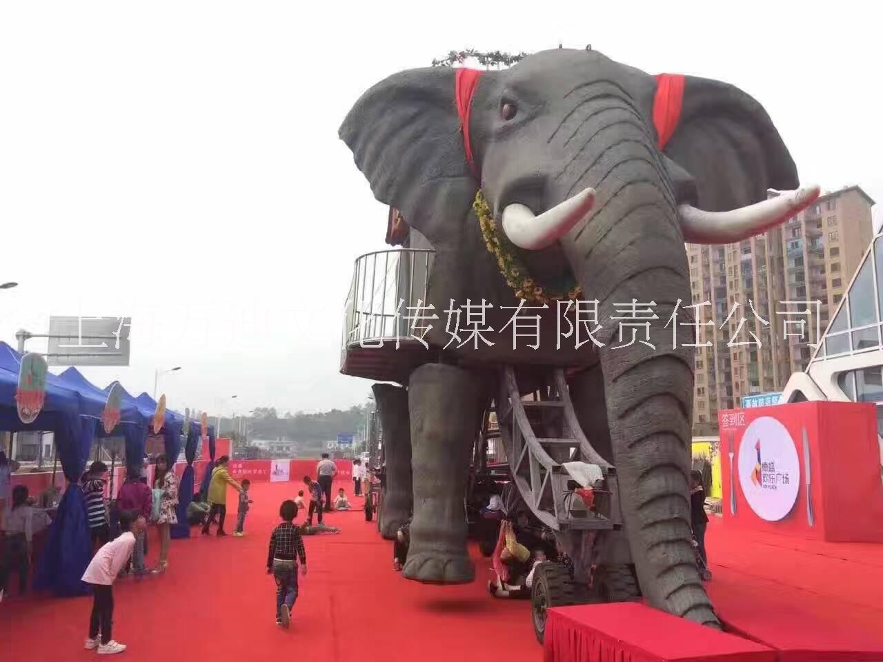 雨屋大象卡通展军事展灯光展花车图片