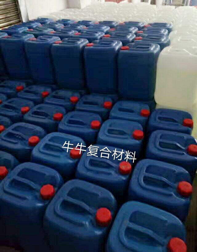 玻璃钢/树脂工艺品/PE漆硬化剂图片