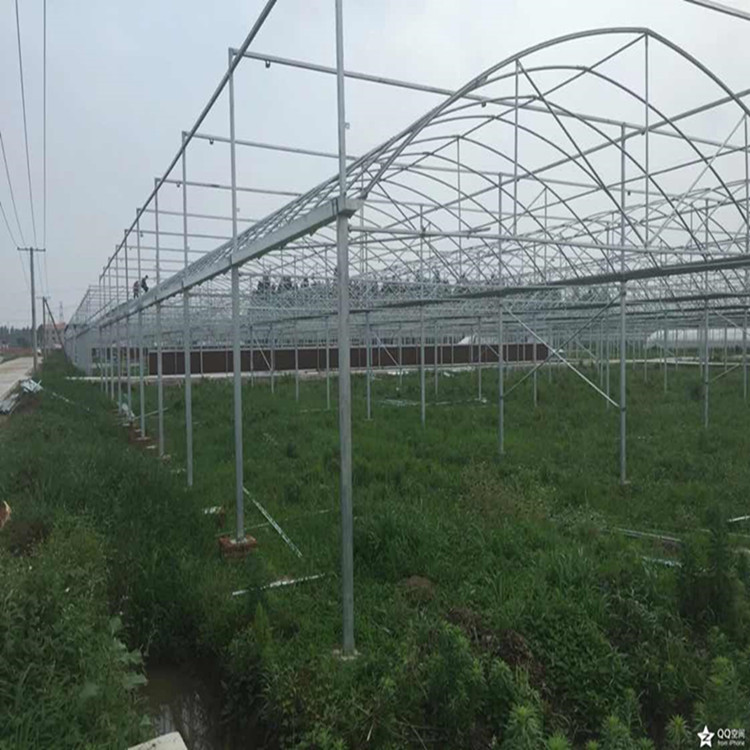 贵州市热镀锌大棚管蘑菇镀锌钢管葡萄大棚管连栋棚25*1.5大棚管配件图片