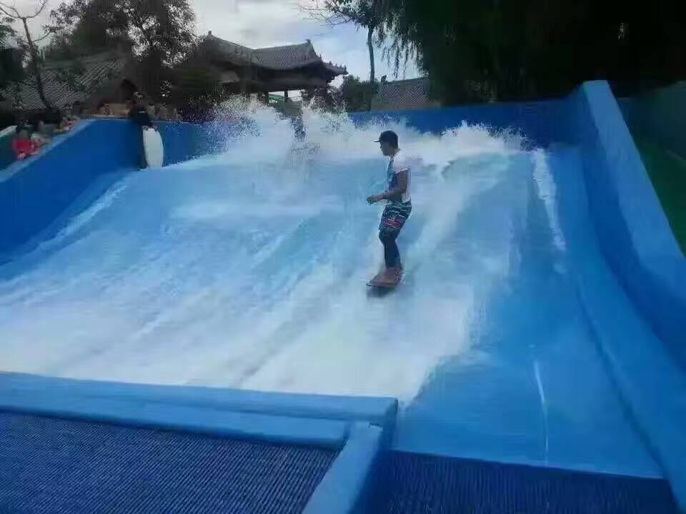 德阳模拟冲浪器出租 多种户外暖场道具 雨屋出租图片