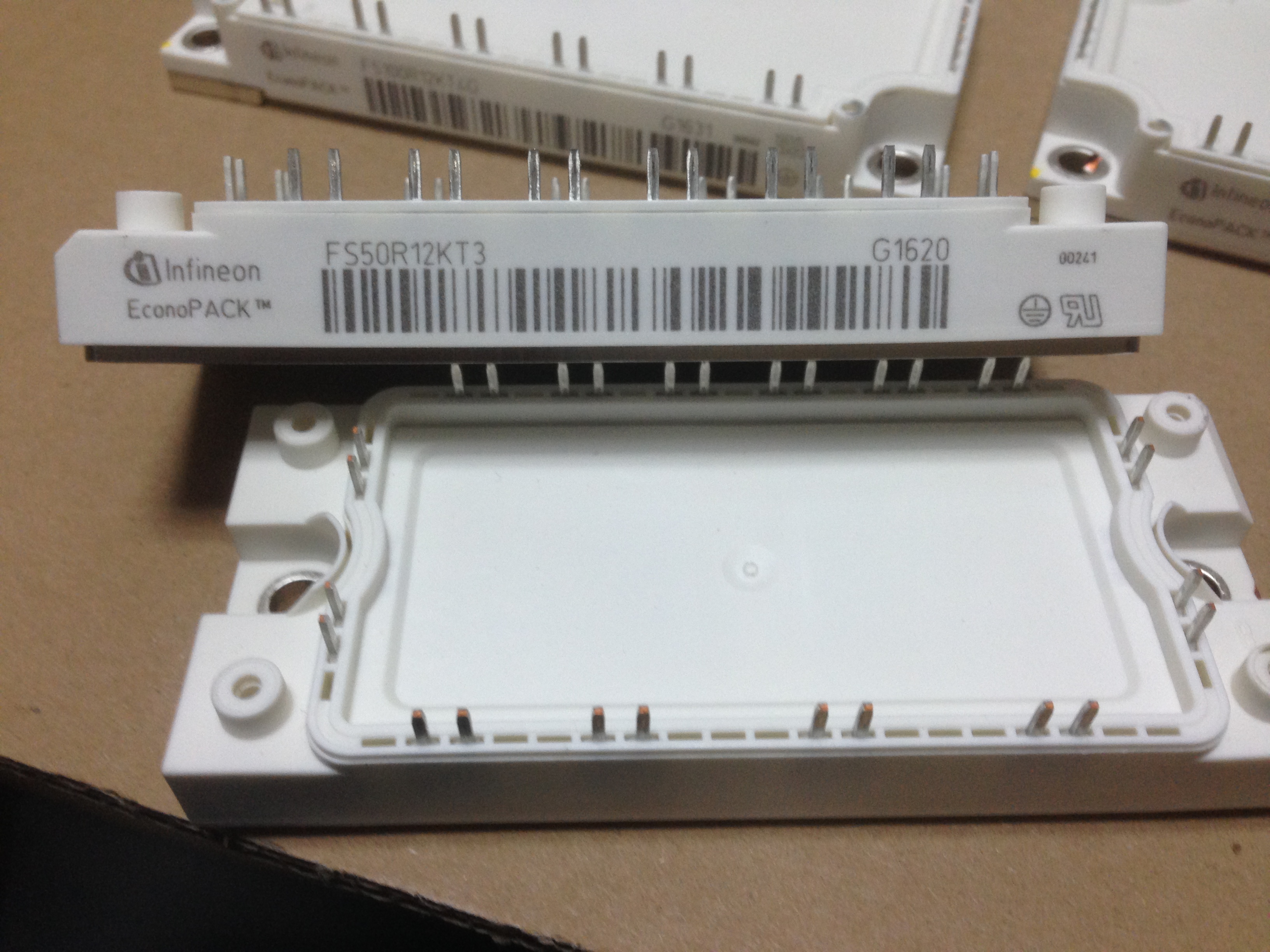 全新供应英飞凌IGBT功率模块FS50R12KT3，量多从优，特价直销 欢迎订购