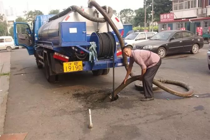 常州市下水道疏通管道疏通不通不收费厂家下水道疏通管道疏通不通不收费清洗抽粪