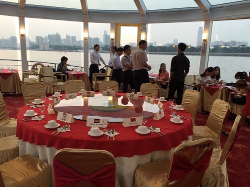 广州烧烤自助餐餐具厨具租赁各种酒杯餐具桌椅布菲炉碗筷图片