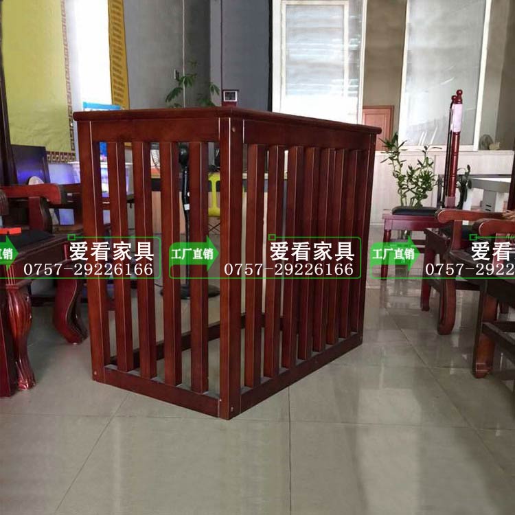審訊欄實(shí)木犯人欄審判圍欄證人欄圖片