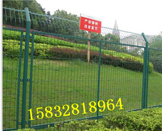 框架護欄網 圈地圍欄