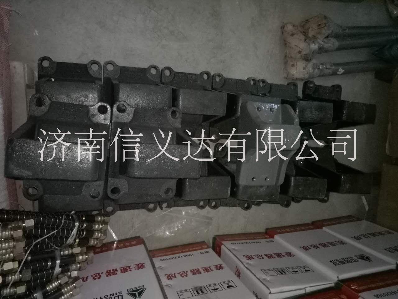 后鋼板彈簧總成圖片