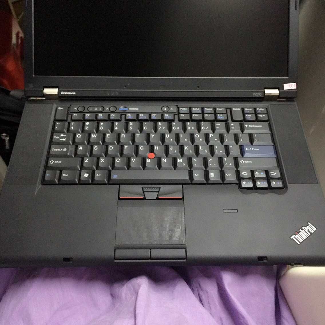 联想ThinkPad电脑图片