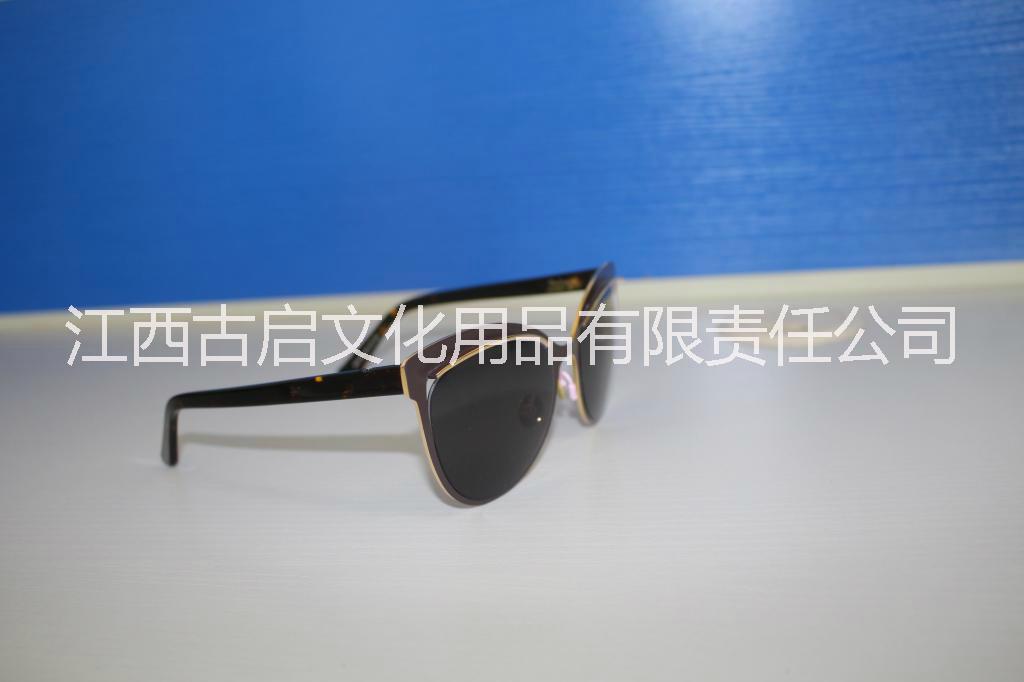 時尚太陽鏡圖片/時尚太陽鏡樣板圖 (4)