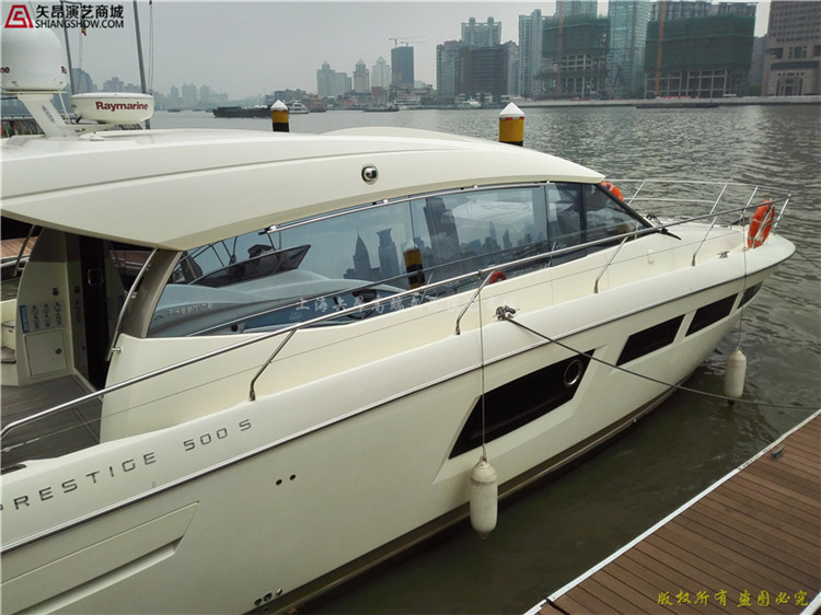 Azimut47 阿兹慕租赁 游艇Party 游艇聚会 商务洽谈 上海租游艇图片