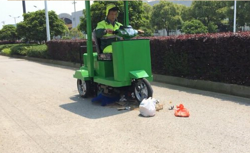 四川扫地车 四川扫地车价格 四川扫地车厂家 四川扫地机