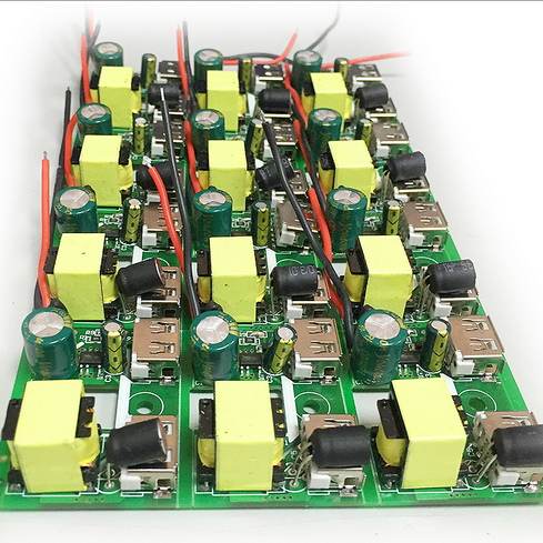 pcb电路板生产厂家加工定制USB线路板车载充电器电路板供货商车载充电器电路板生产厂家图片