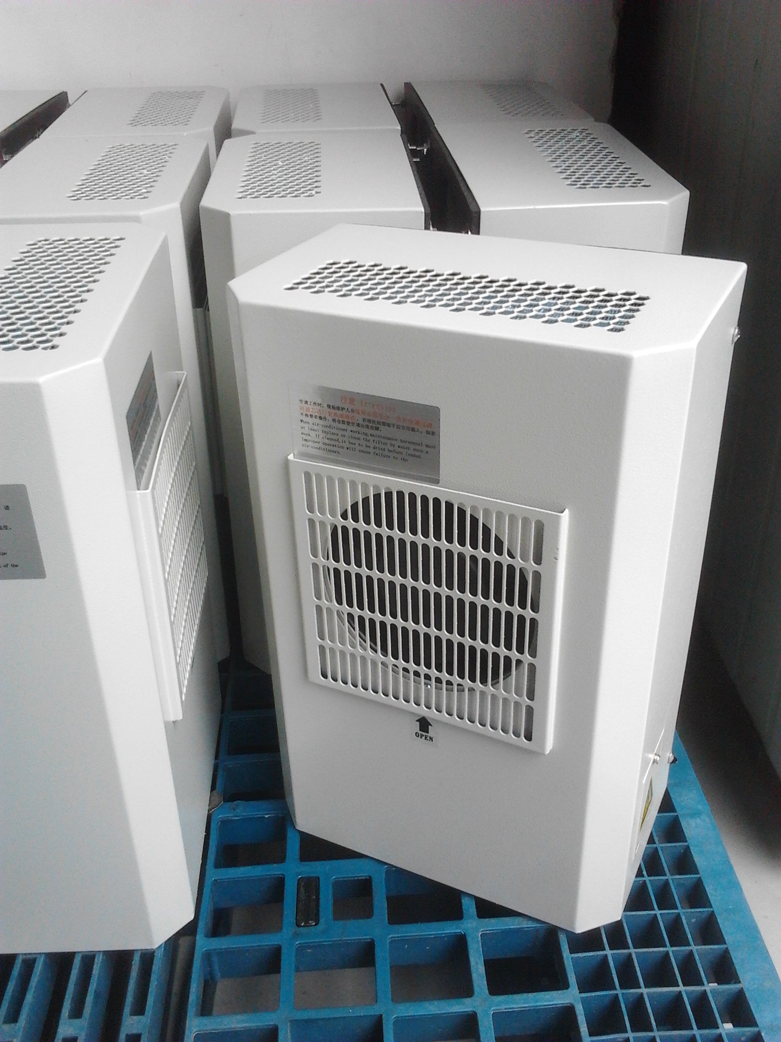 300W電氣柜空調(diào)圖片/300W電氣柜空調(diào)樣板圖 (1)