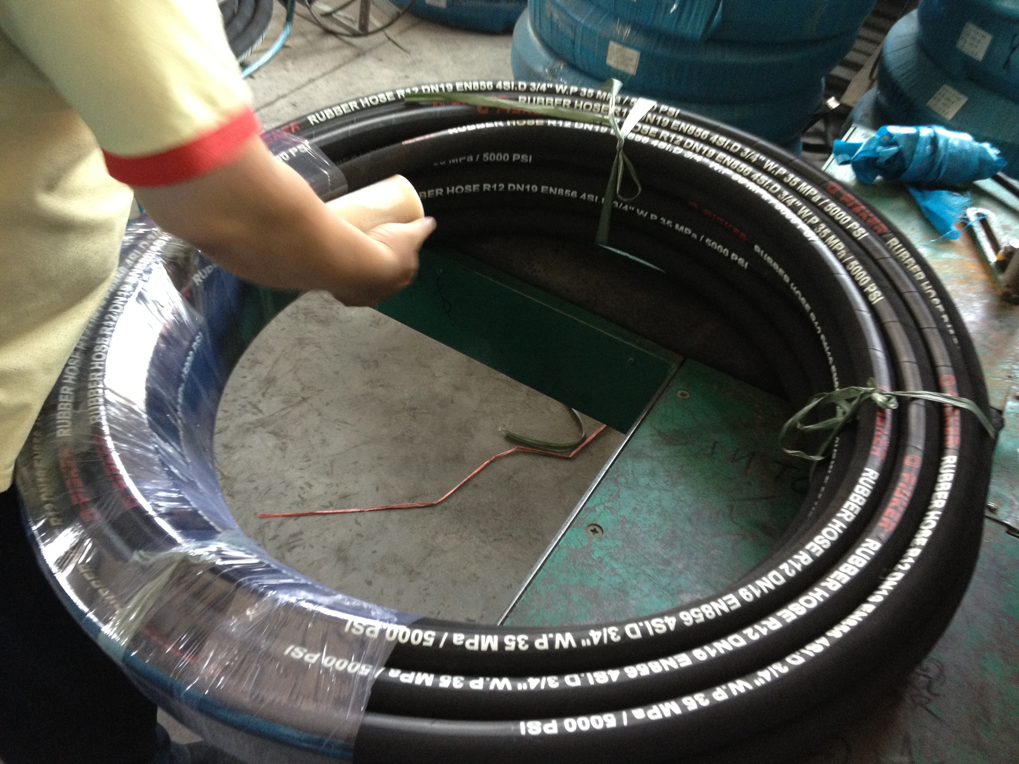 派克SAE100R1鋼絲編織膠管圖片/派克SAE100R1鋼絲編織膠管樣板圖 (4)