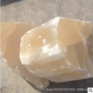 優(yōu)質(zhì)纖維石膏圖片