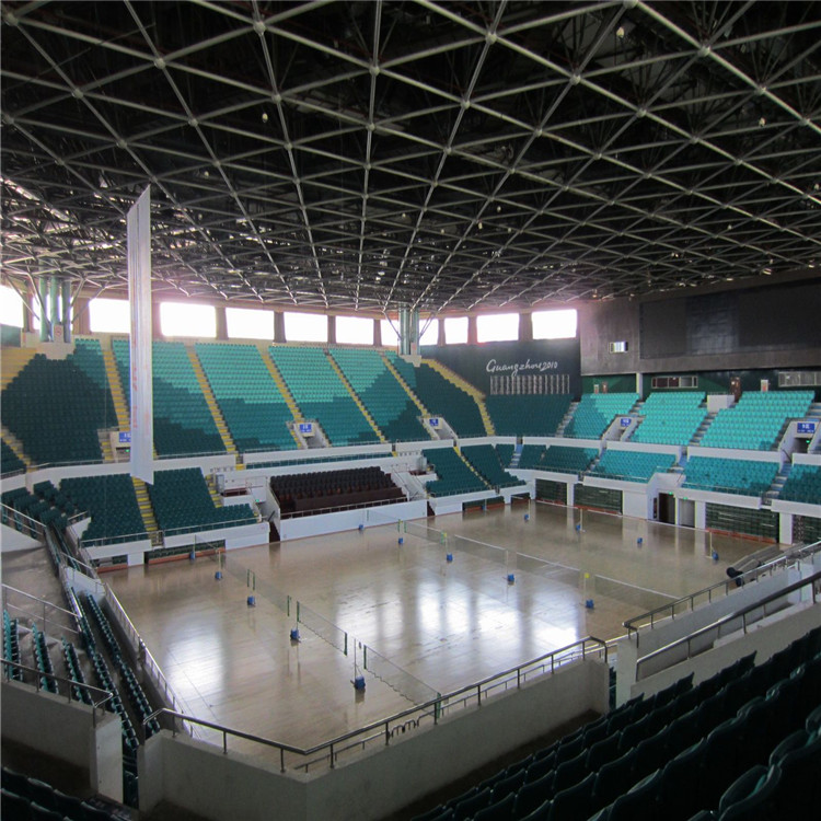 四川篮球运动地板厂家实木篮球地板价格体育馆运动木地板厂家图片