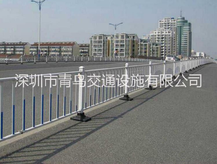 市政護(hù)欄_海量現(xiàn)貨_深圳青鳥專業(yè)圖片/市政護(hù)欄_海量現(xiàn)貨_深圳青鳥專業(yè)樣板圖 (4)