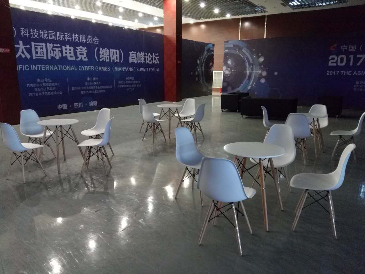 出租展会沙发、酒会、年会桌椅，图片