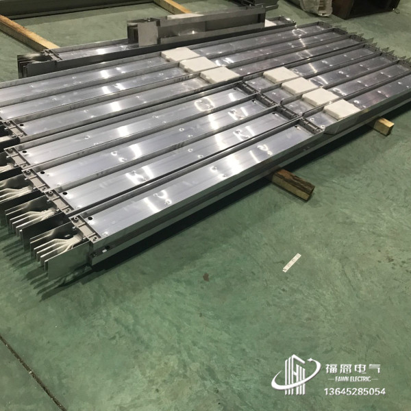 母線槽變?nèi)莨?jié)圖片