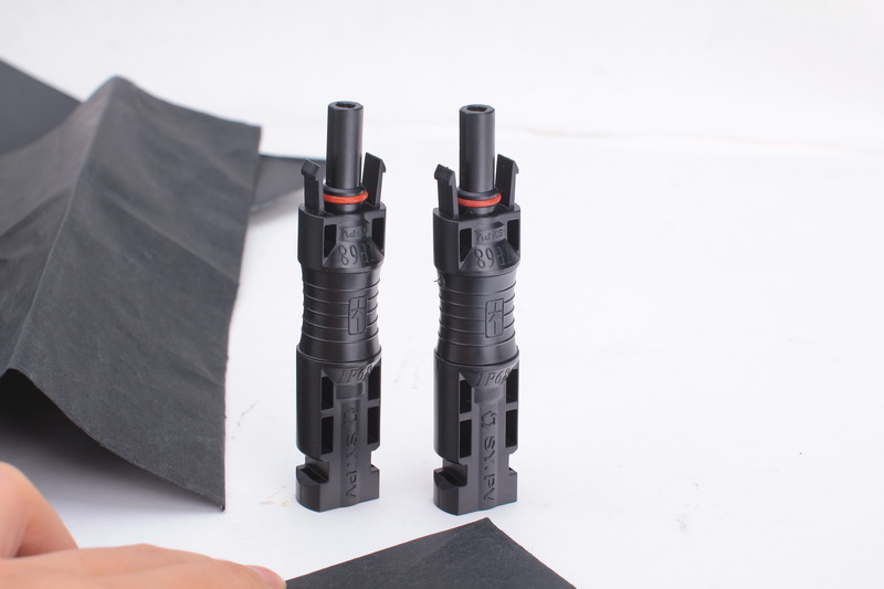 CM4A-D連接器圖片