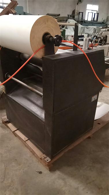 二手700半自動預(yù)涂膜復(fù)膜機(jī)圖片/二手700半自動預(yù)涂膜復(fù)膜機(jī)樣板圖 (1)