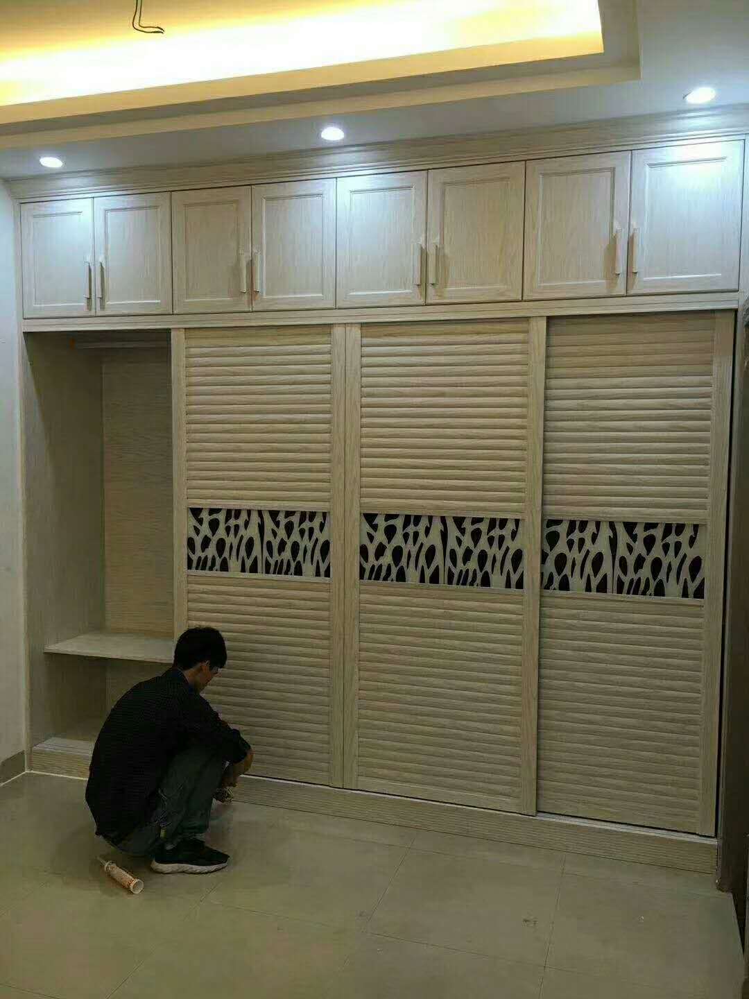 鋁合金鞋柜、廣州鋁合金鞋柜廠家、廣東鋁合金鞋柜批發(fā)