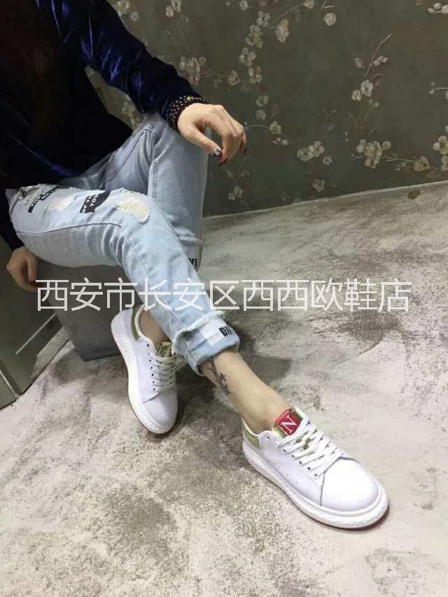 西西欧明星同款松糕鞋小白鞋RNS005图片