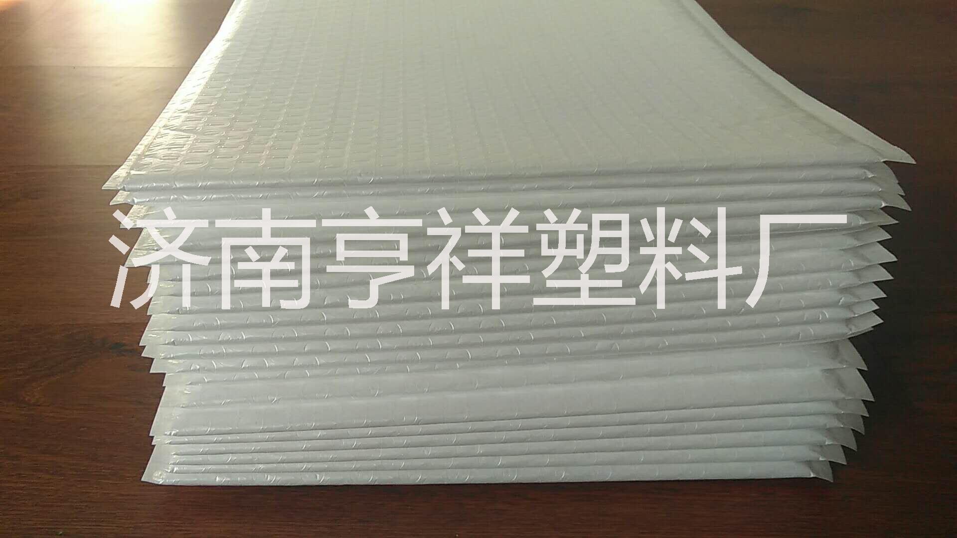 包装用pe塑料气泡袋 防震防静电 包装用pe塑料气泡袋 防震膜图片