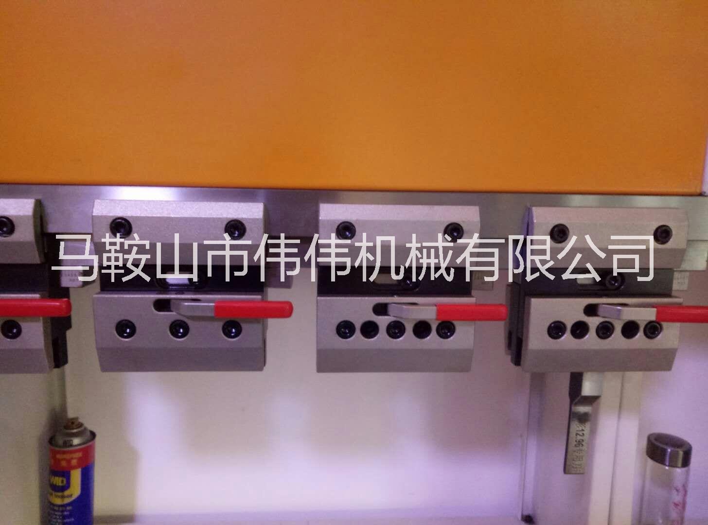 折弯机夹具 折弯机模具图片