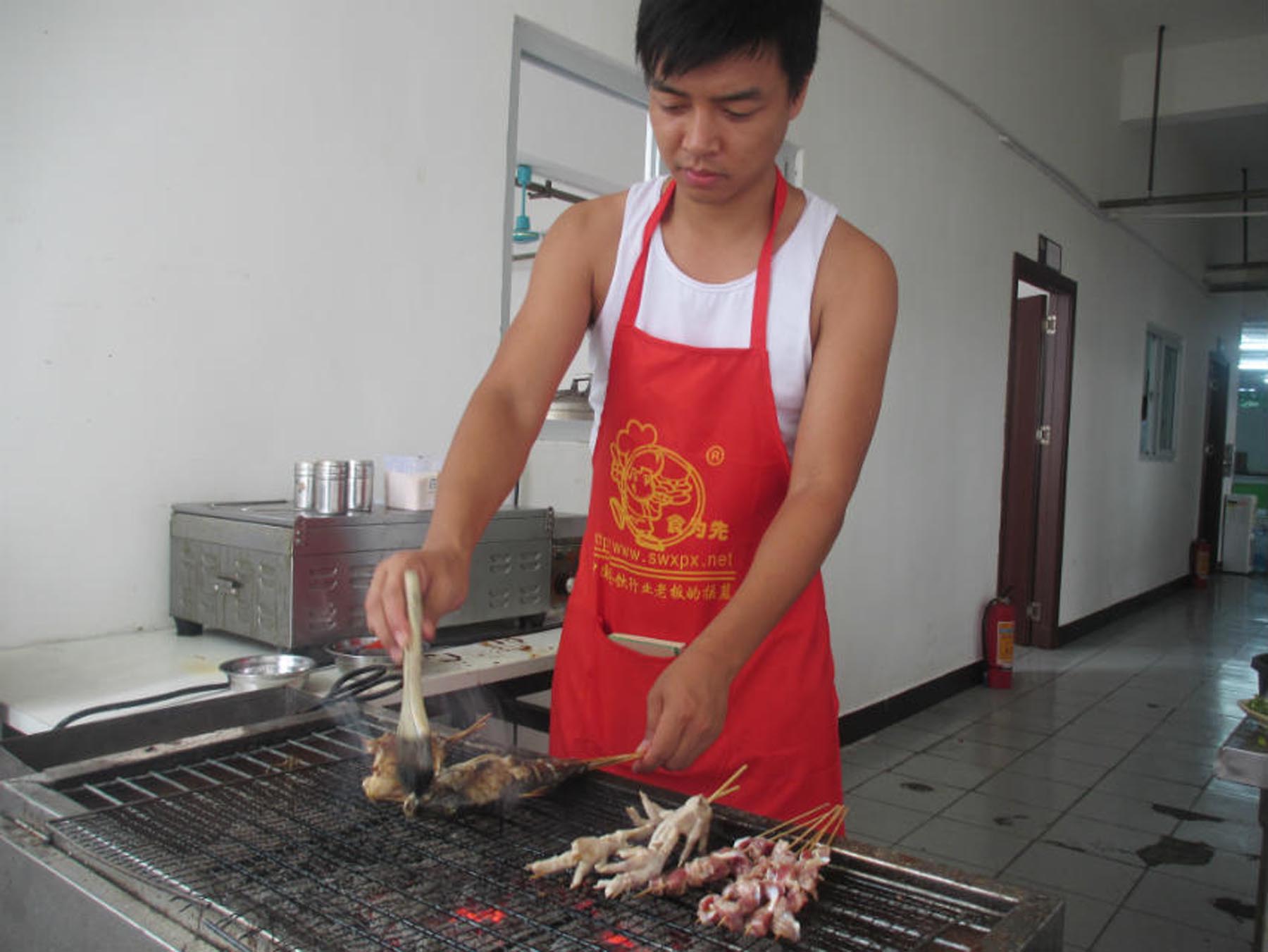 惠州惠阳学烧烤技术哪家好 食为先烧烤技术图片